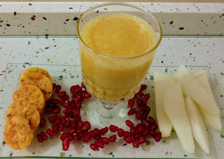 Smoothie de Frutas con higos chumbos y granada