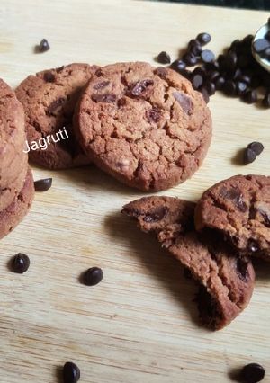 A picture of Eggless Double Chocolate Cookies !!.