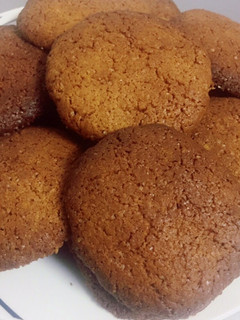 Una foto de Galletas de espelta, canela y jengibre