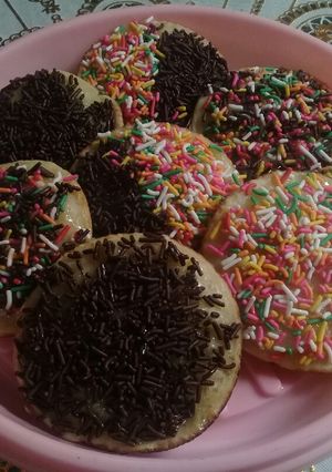 Foto resep Kue manis toping susu meses😊