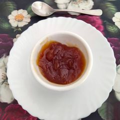 A picture of Apple jam.