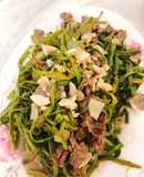 Trâu xào rau muống