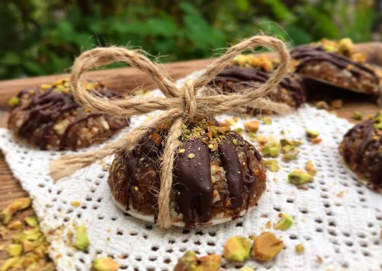 Recipe of Any-night-of-the-week Vegane Elisenlebkuchen
