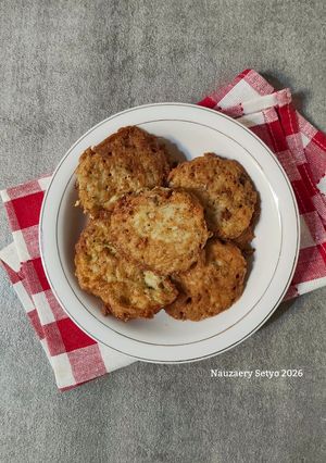 Foto resep Dadar Bungkuh (Dadar Ikan Teri Nasi Segar)