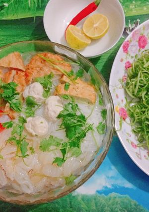 Hình của món Bún sứa.