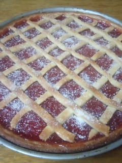 Una foto de Pasta frola de dulce de membrillo