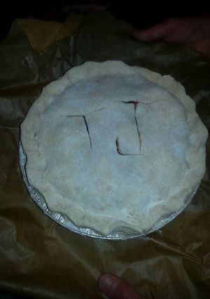 A picture of Strawberry Rhubarb Pie.