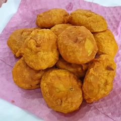 A picture of 3 Spice Egg Fritters.