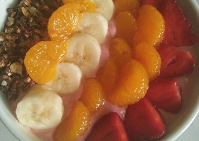 Cara bikin Nestum Strawberry Banana Breakfast Smoothie