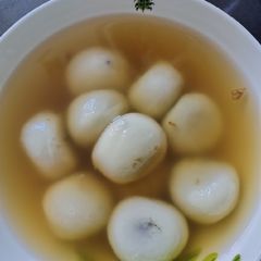 A picture of Glutinous Rice Balls.