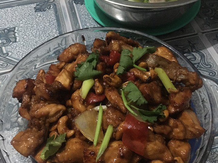 Bagaimana Menyiapkan Ayam kung pao ala fe Irit Untuk Jualan