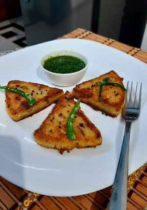 A picture of Pearl Millet Spicy Triangles.
