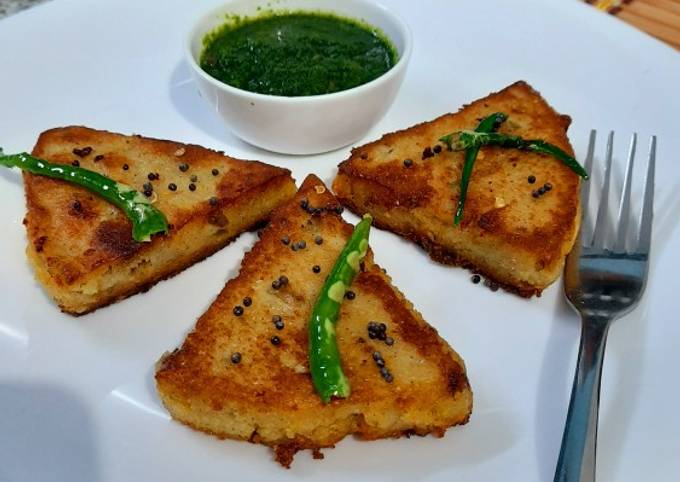 Recipe of Award-winning Pearl Millet Spicy Triangles