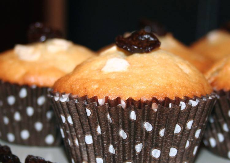 Easiest Way to Make Homemade Dried cherry and white chocolate muffins