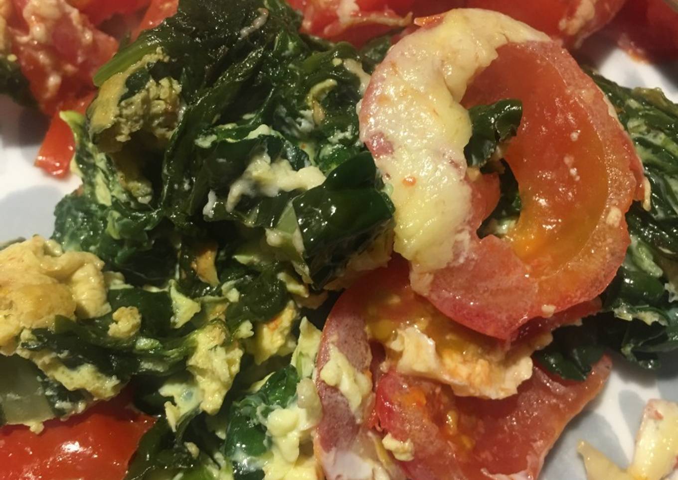 Steamed warm cheese salad with eggs