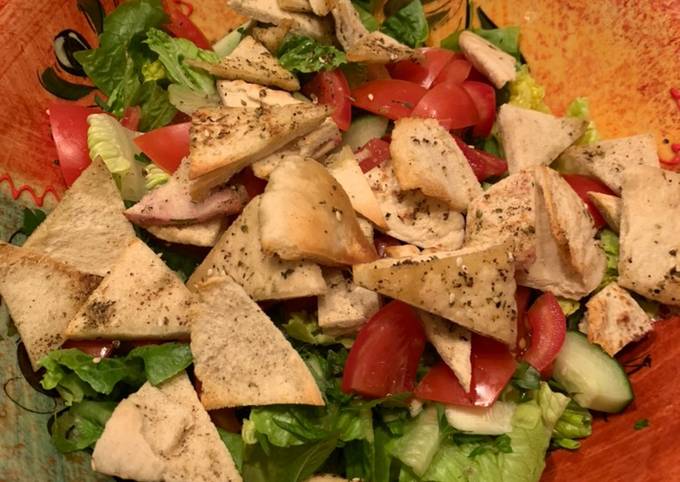 Simple Way to  Fattoush Salad