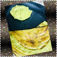 A picture of Green Moong dal dosa.