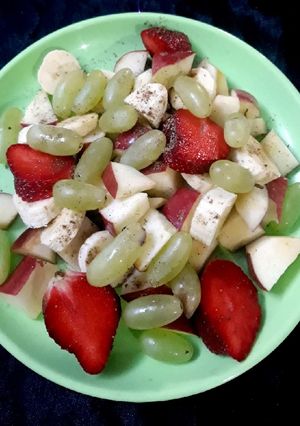 A picture of Fruit Chaat.
