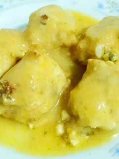 Una foto de Albóndigas al vino blanco
