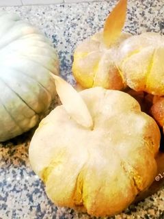 Foto di Pan di zucca della Massaia    Con Lievito Madre