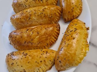 Chaussons au fromage et béchamel