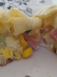 Una foto de Relleno de empanadas de choclo y salchichas