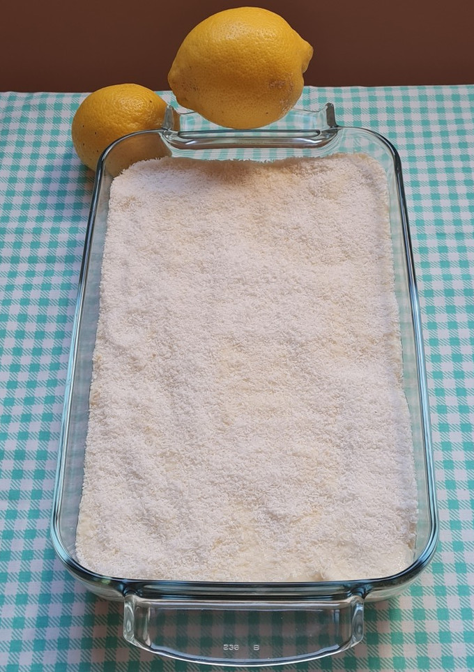 Una foto de Torta de limón cocada 🍋 🥥