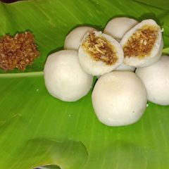 A picture of Kozhukatta (kerala sweet dish).