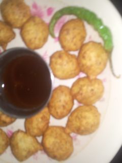 A picture of Mix daal vada.