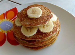 Una foto de Pancakes de avena (+ versión vegana)