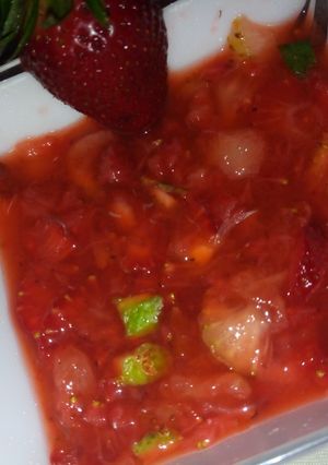 A picture of Strawberry lemon dip.