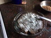 Una foto de torta con harina de yuca
