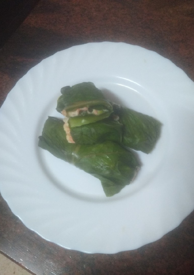 Una foto de Rollitos de verano relleno de ensaladilla rusa