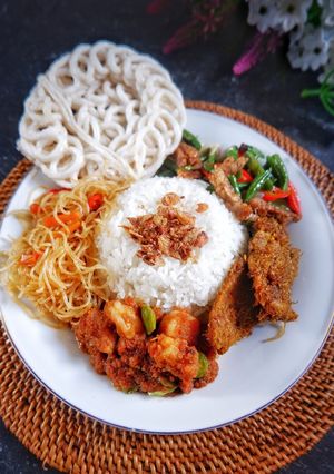 Resep Isi Piringku (Lunch) Nasi Rames / Nasi Campur Sederhana oleh ...
