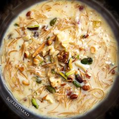A picture of Meethi Seviyan.