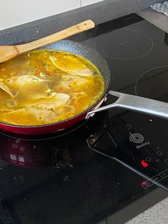 Una foto de Filetes de pechuga en salsa de naranja y miel