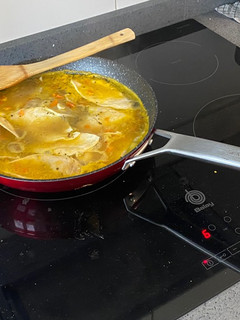 Una foto de Filetes de pechuga en salsa de naranja y miel