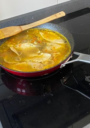 Una foto de Filetes de pechuga en salsa de naranja y miel