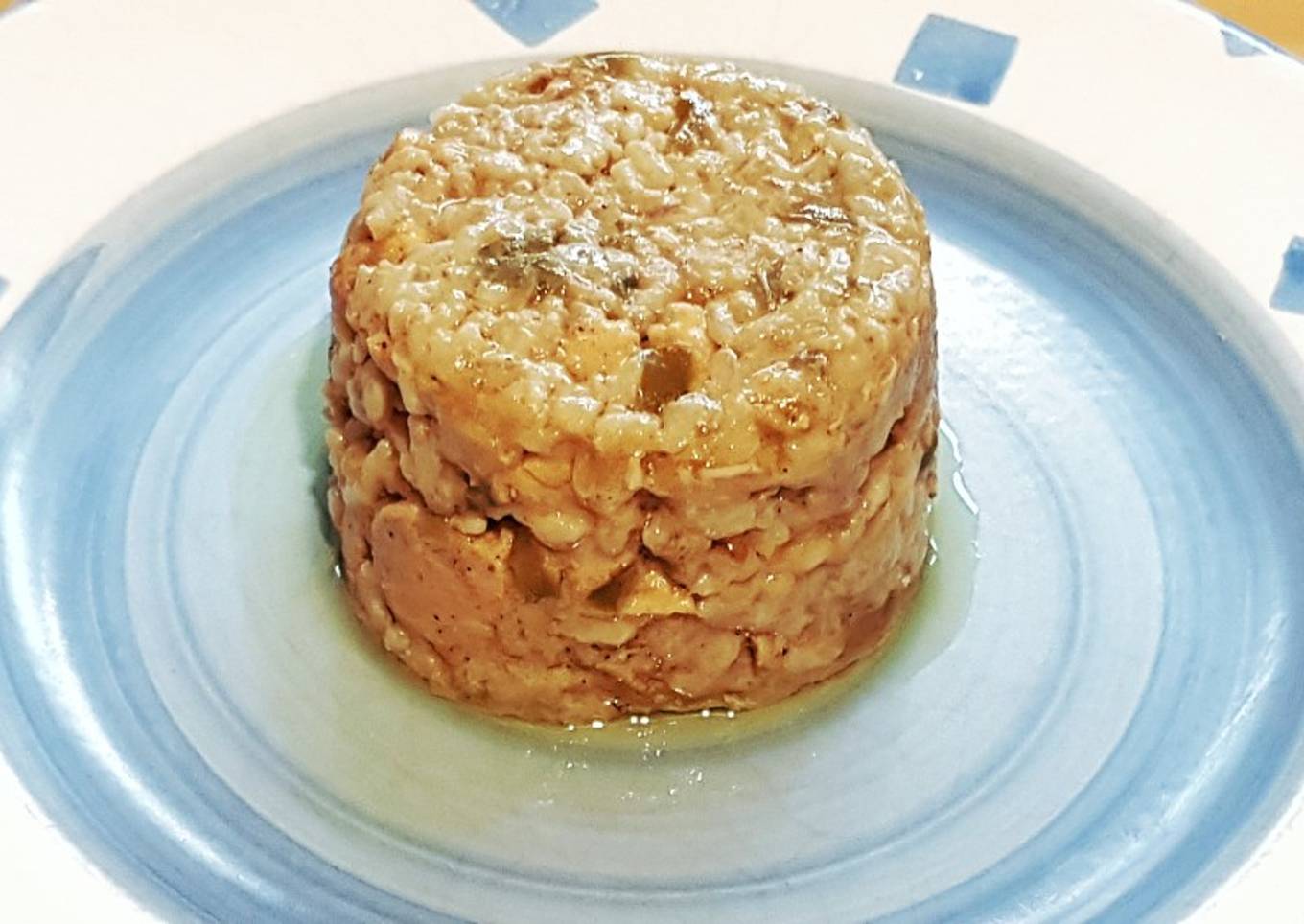 Arroz cremoso con pollo al curry y leche de coco
