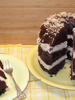Gesztenyekrémes kakaós kuglóf csokoládé ganache-val recept fotója