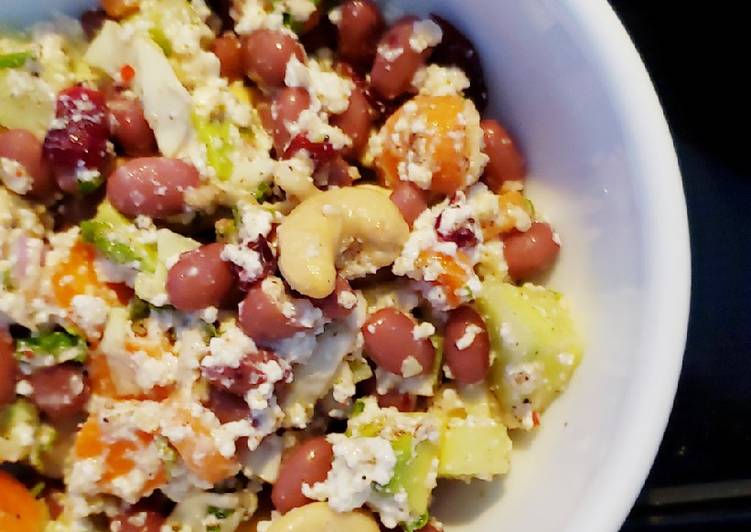 Apple pineapple sauce bean SALAD Apple pineapple sauce bean SALAD