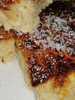 Una foto de Budín de pan y coco 😋