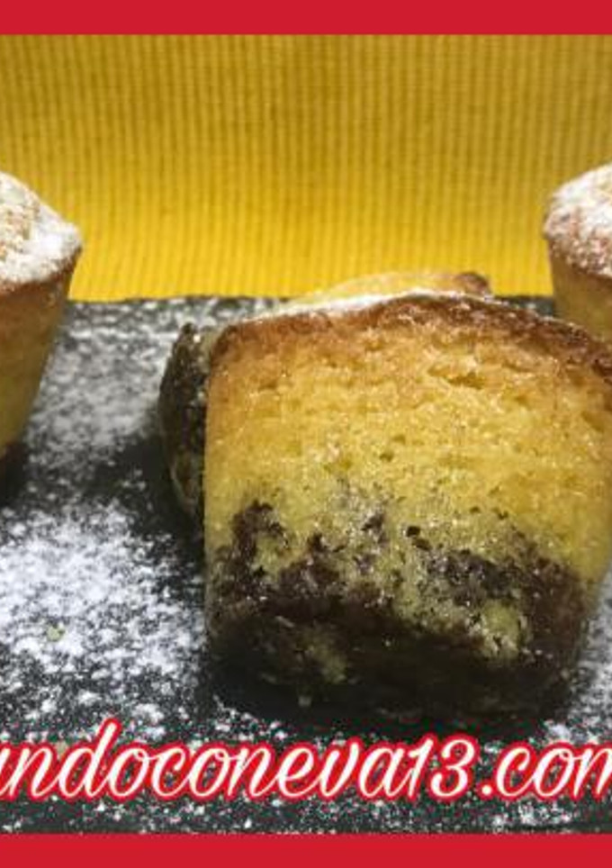Una foto de Muffins con corazón de chocolate