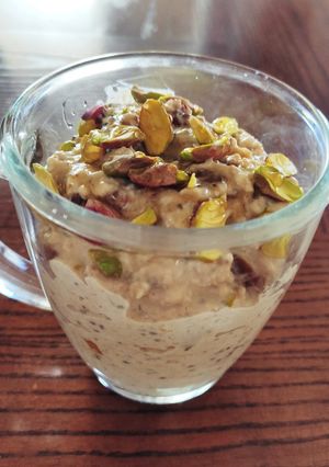 Φωτογραφία της συνταγής "Overnight oats με γεύση χαλβά" ⭐🌌
