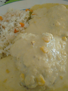 Una foto de Pollo en crema de elote