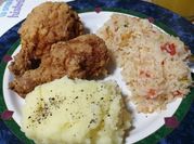 Una foto de pollo frito