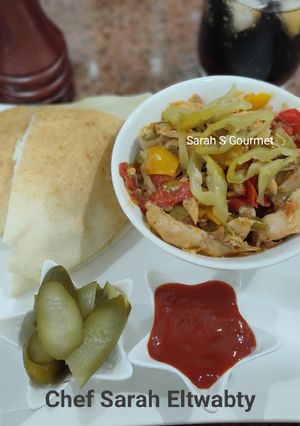 صورة لوصفة شاورما الفراخ السريعة علي طريقتي