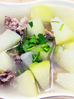 【厚生廚房】冬瓜排骨湯 的食譜成品照片