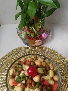ચણા નુ સલાડ (Chana Salad Recipe In Gujarati) રેસીપી મુખ્ય ફોટો