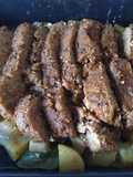 Carne vegana con patatas al horno y romero
